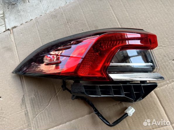 Фонарь задний Toyota Corolla E210 Галоген