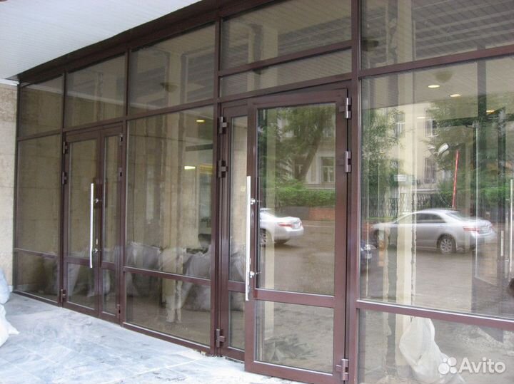 Алюминиевые двери новые