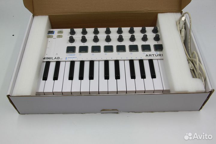 Midi-клавиатура Arturia MiniLab MkII white