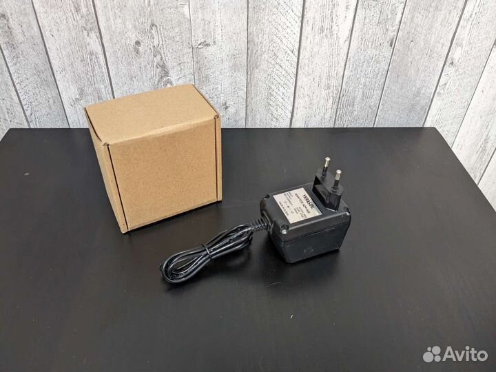 Адаптер / Блок питания Yerasov AD9-500