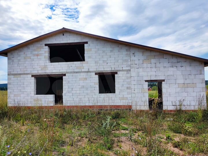 Дом 190 м² на участке 26 сот.