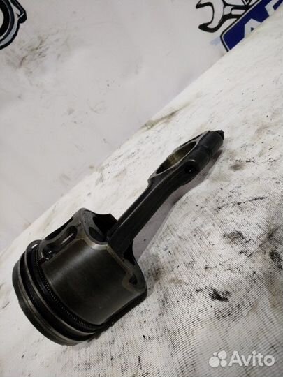 Поршень с шатуном Ssangyong Actyon 1 D20DT 2009