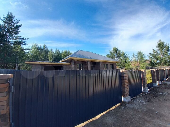 Коттедж 140 м² на участке 10 сот.