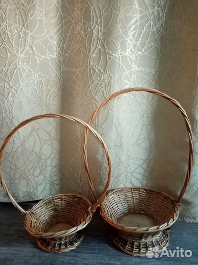 Корзина плетеная