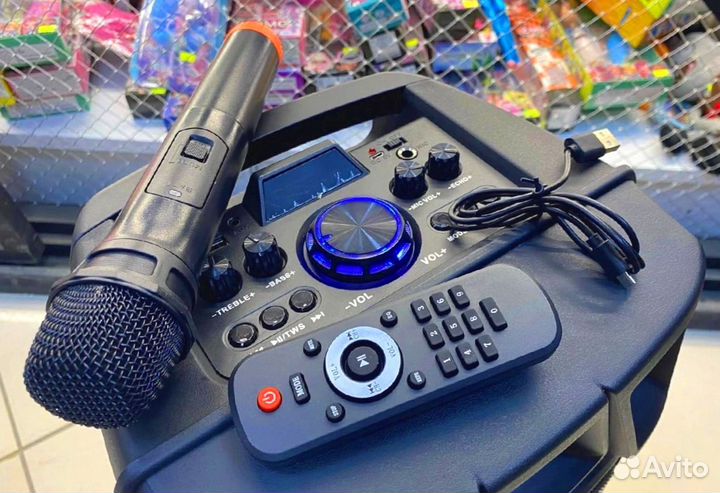 Большая блютуз колонка с беспроводным микрофоном