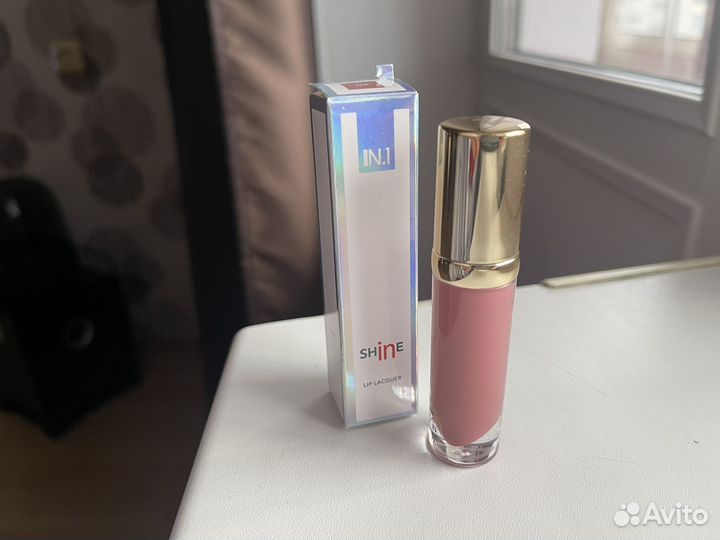 Блеск-помада для губ