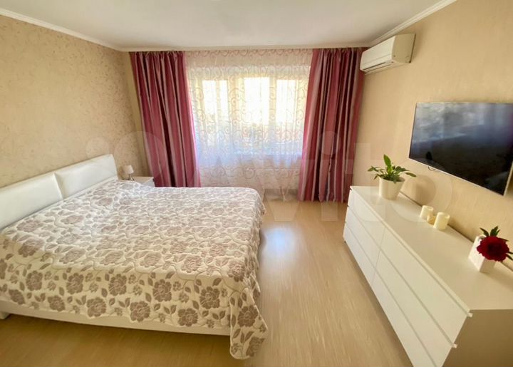 2-к. квартира, 60 м², 4/14 эт.