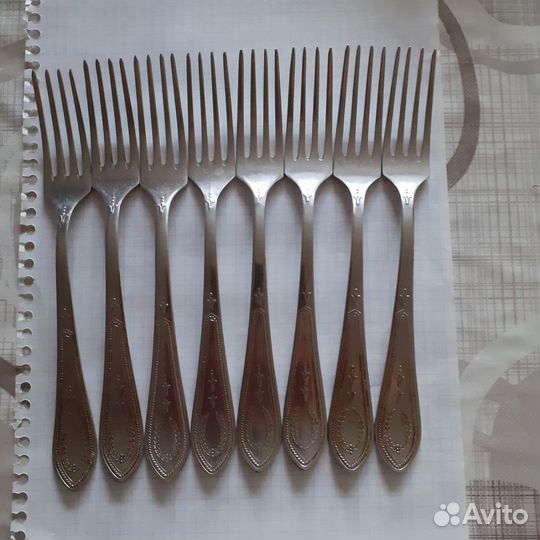 Столовые приборы