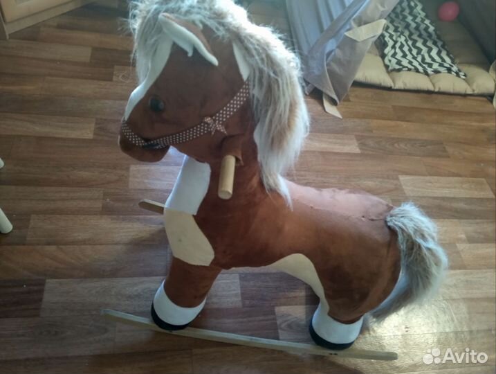 Качалка лошадь