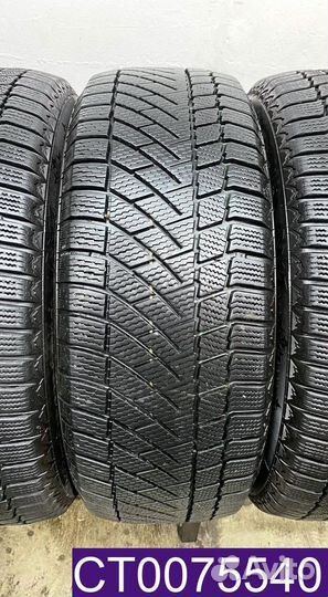 Continental ContiVikingContact 6 SUV 215/60 R16 96T