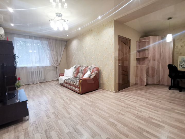 2-к. квартира, 70 м², 3/10 эт.