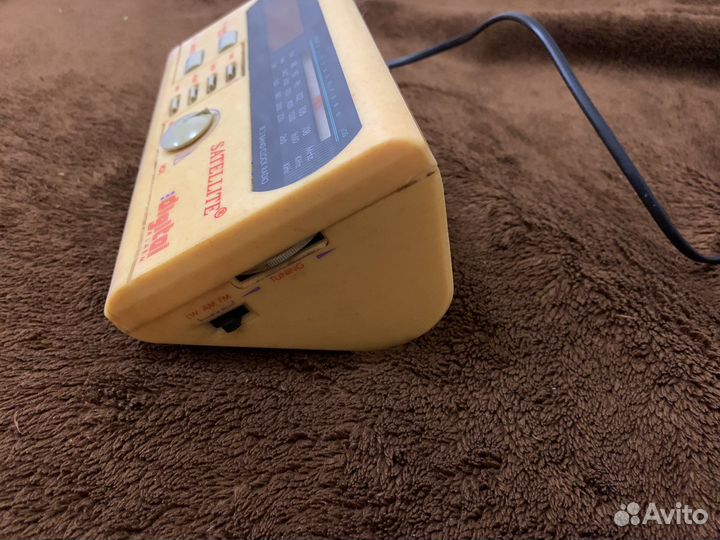 Satellite digital alarm радио-двухдиапазонный