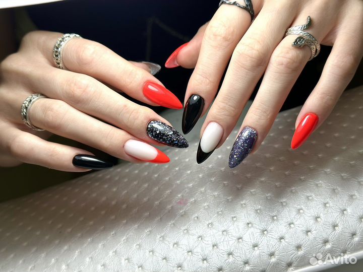 Мастер маникюра, наращивание ногтей