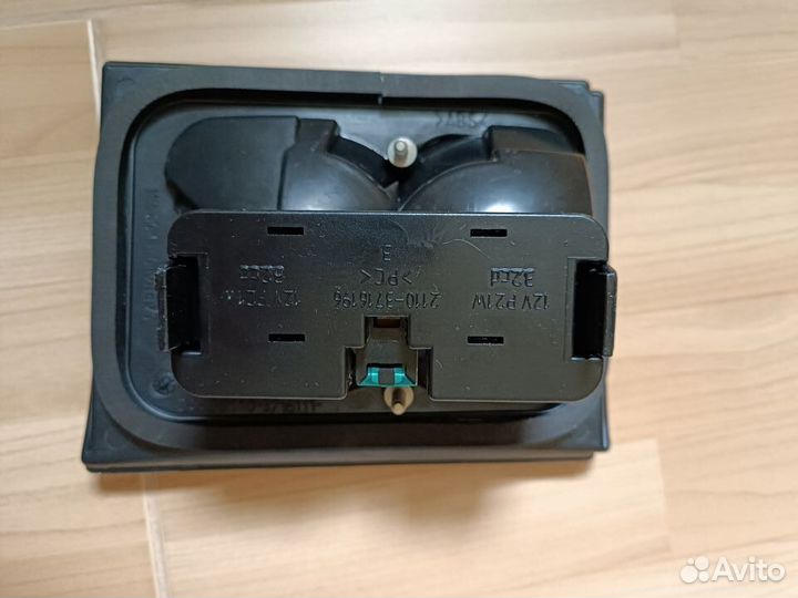 Фонарь задний ваз 2110 левый