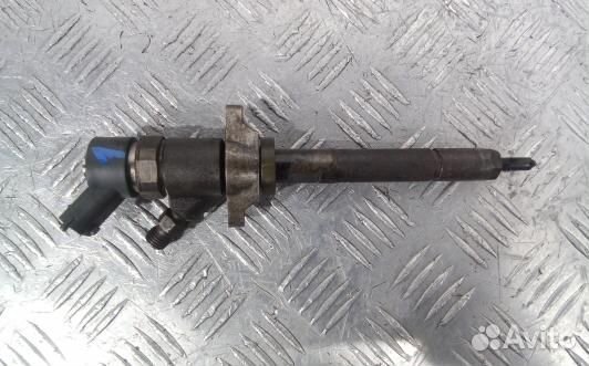 Форсунка дизельная ford focus 2 (NML03AL01)