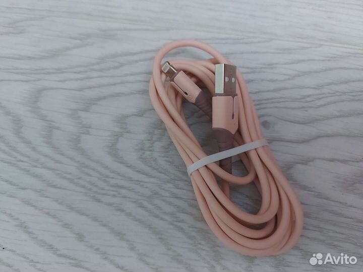 Зарядка на iPhone