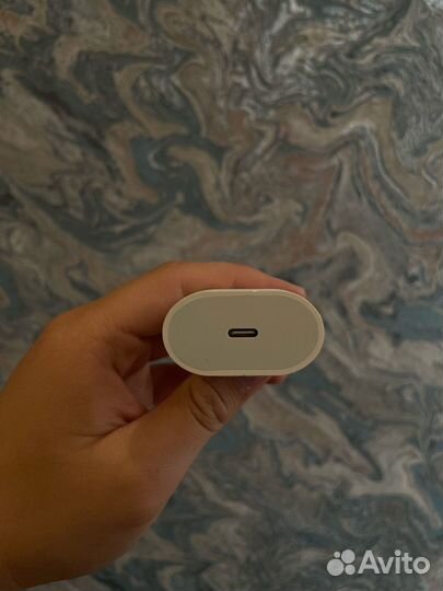 Блок питания Apple 20w