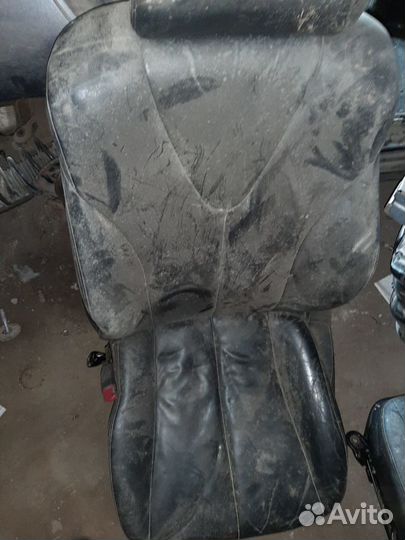 Погнутое Сиденье переднее правое Камри 40 3.5