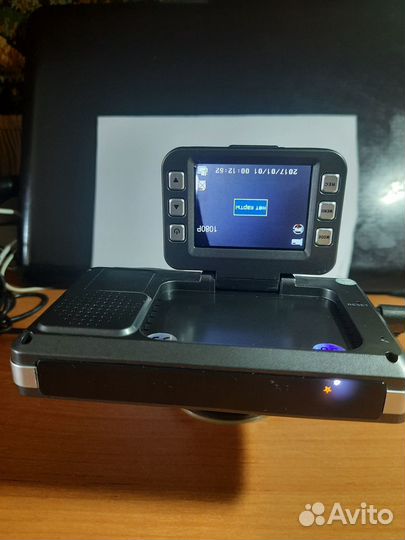 Видеорегистратор для автомобиля с радаром