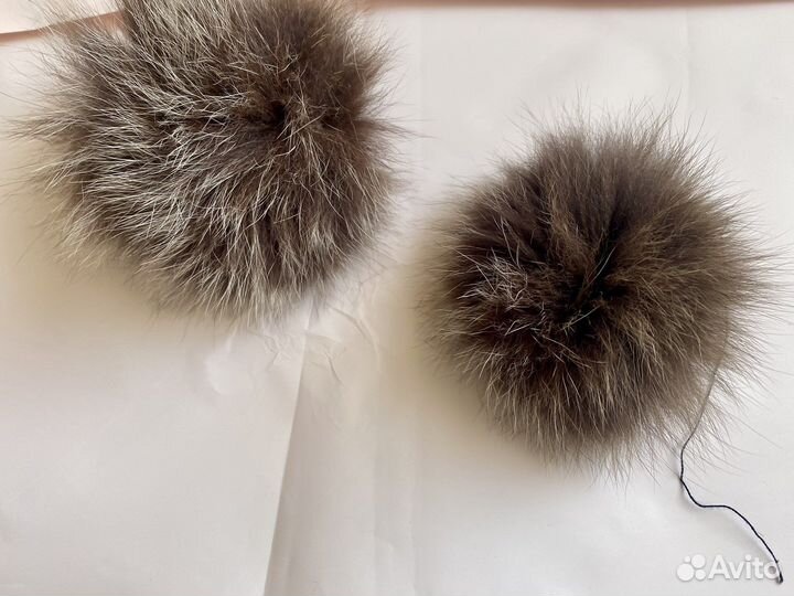 Меховые помпоны