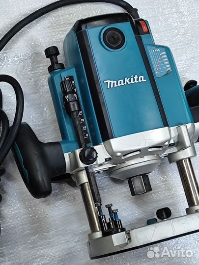 Фрезер Makita RP 2300fc