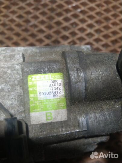 Компрессор кондиционера Nissan Wingroad WFY11