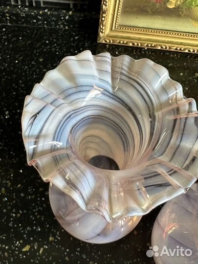 Вазы розовое опалиновое стекло винтаж Богемия