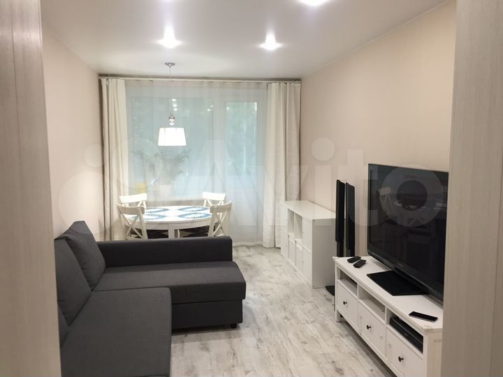 3-к. квартира, 56,4 м², 2/5 эт.