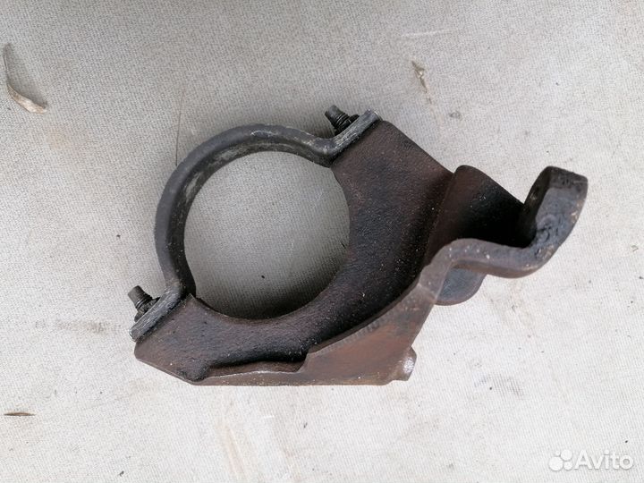 Кронштейн промежуточного вала для Ford Focus II