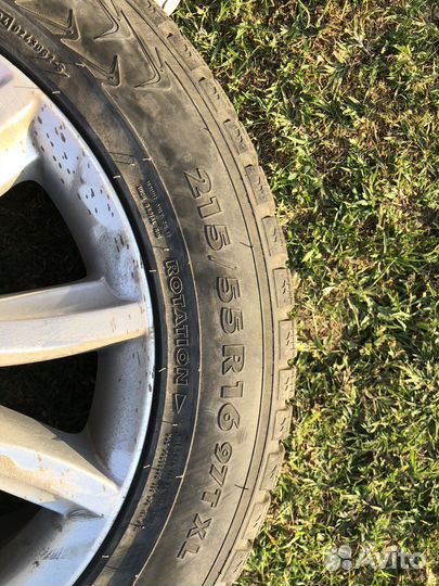 Nokian Tyres Hakkapeliitta 7 215/55 R16 97T