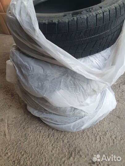 Bridgestone Blizzak VRX 195/65 R15