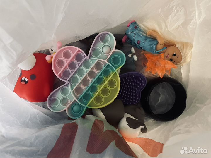 Пакет мелких игрушек