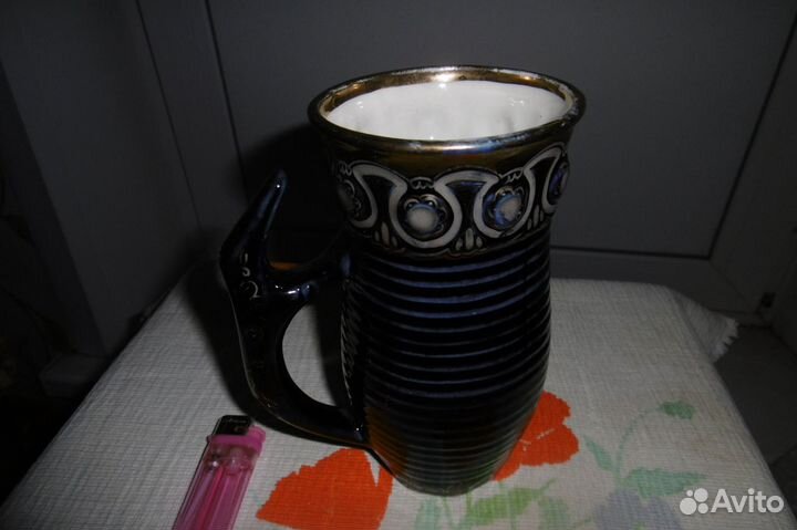 Кувшинчик старинный фарфоровый родом с Сев Кавказа