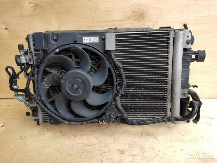 Касета радиаторов Z22YH АКПП на Опель Зафира Б