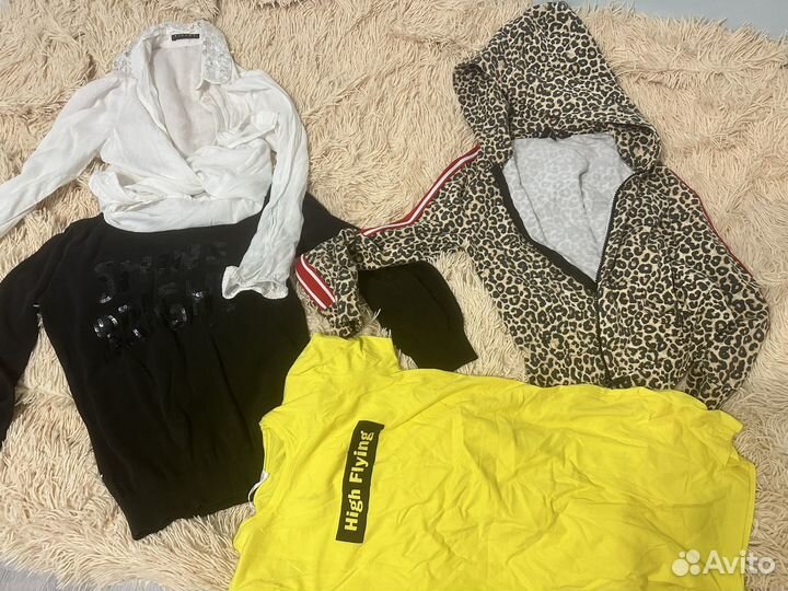 Пакет одежды на девочку 134-140