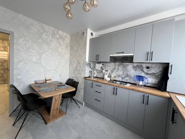 2-к. квартира, 64 м², 5/9 эт.