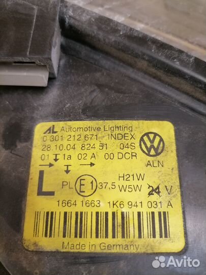 Комплект фар Volkswagen Jetta 5 ксенон