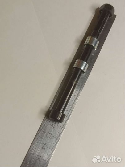 Ось трюкового самоката задняя