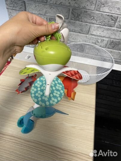 Мобиль на кроватку tiny love