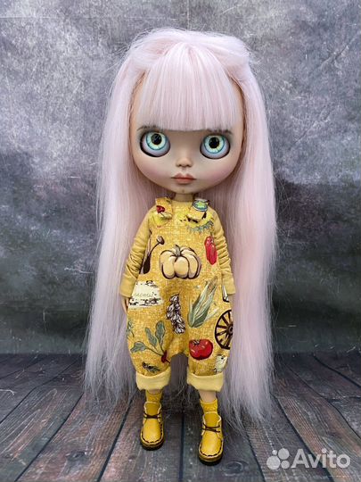 Комплект одежды для куклы Блайз 