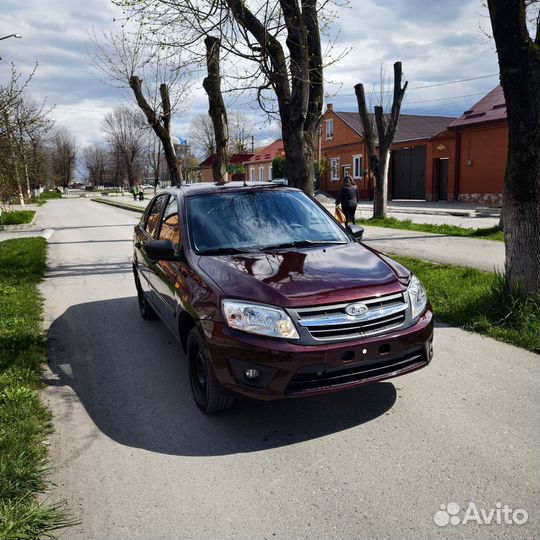 LADA Granta 1.6 МТ, 2015, 200 000 км