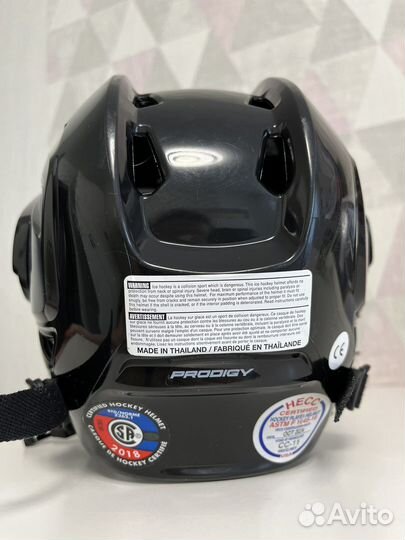 Хоккейный шлем bauer