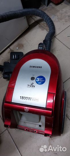 Пылесос Samsung 1800w контейнерный