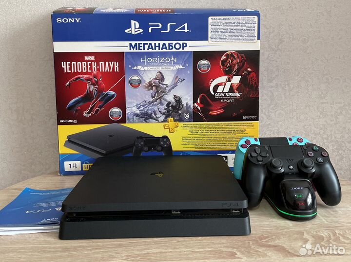 Sony ps4 Slim 1tb как новая с играми