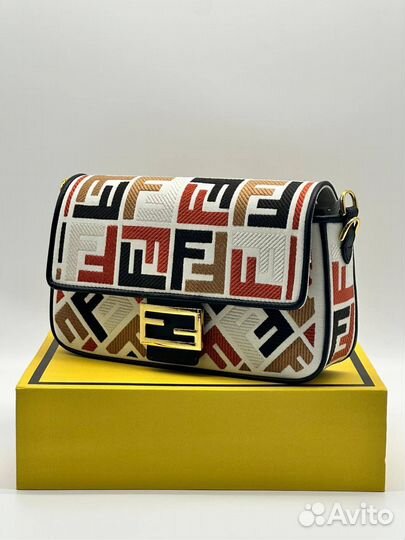 Женские сумки Fendi