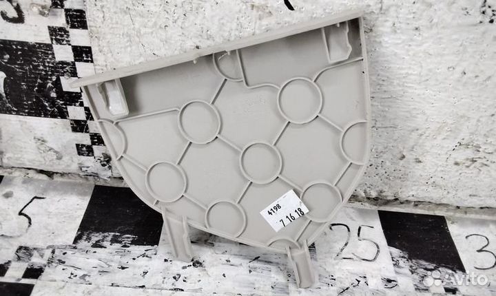 Заглушка обшивки крышки багажника правая BMW X3 G01