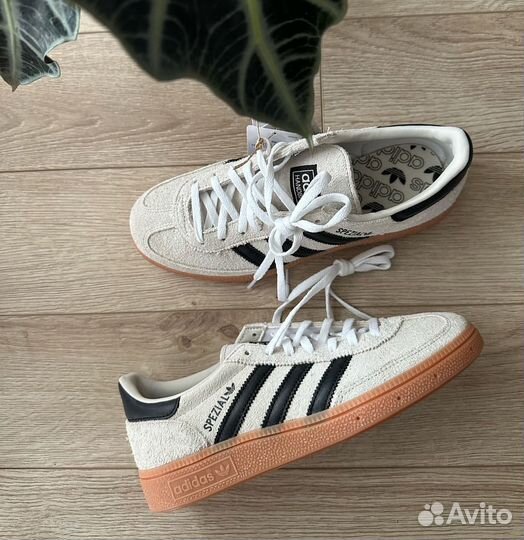 Adidas Spezial x Aluminum