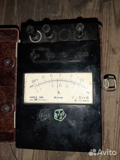 Продам Мегаомметр М4100/5 с хранения