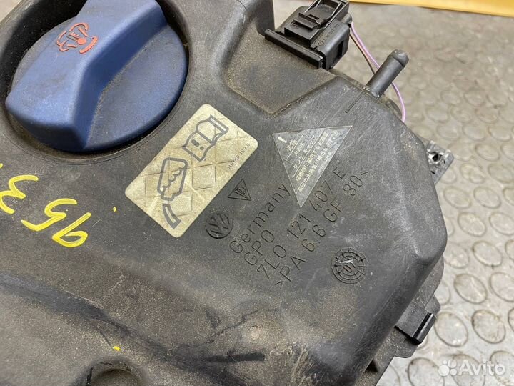 Бачок расширительный Volkswagen Touareg 7L BHK 3.6