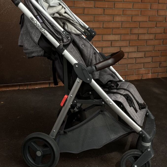 Ochiq havoda tort rus ayol bilan onlayn porno